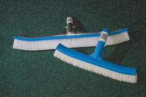 18" Wall & Floor Brush