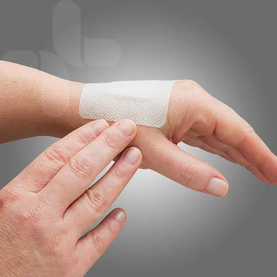 AEROFIX Non-Woven Island Dressing 6 x 8cm. Wound Care (Box/50)