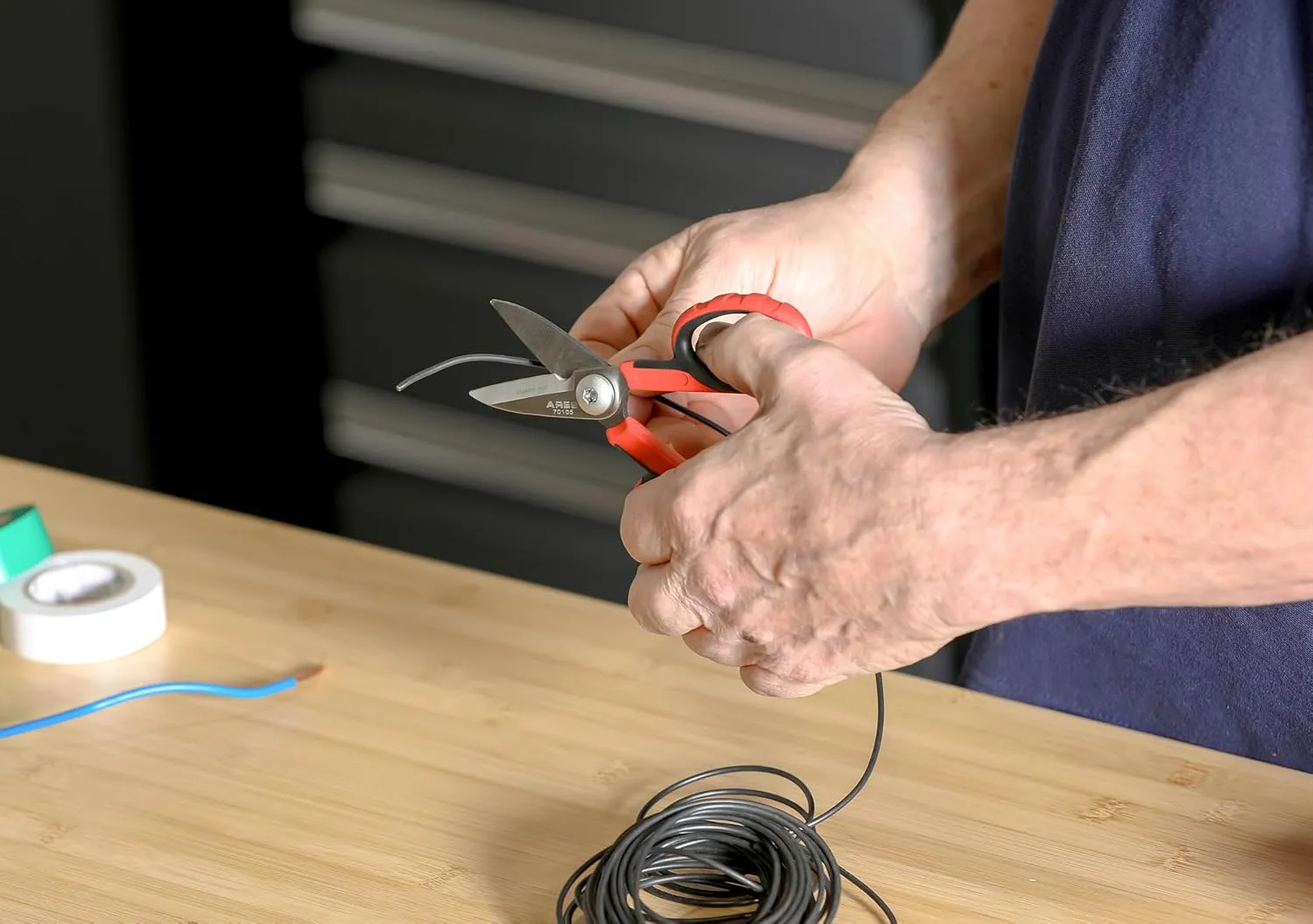 ARES 70105-5 1/2-Inch Multi-Purpose Heavy Duty Shears - Finely Serrated High Carbon Stainless Steel Blades - Cuts Wire, Insulation, Soft Cable and More