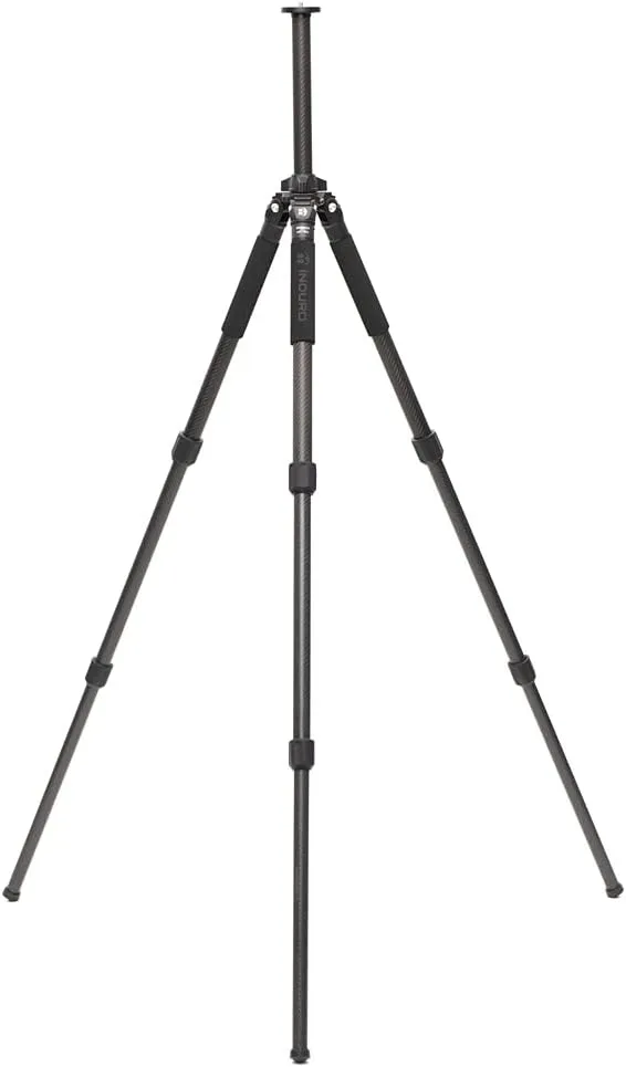 Benro Induro Classic Carbon Fiber Tripod, 3 Series Legs, 3 Leg Sections, Twist Leg Locks, Padded Carrying Case (BICLT303)