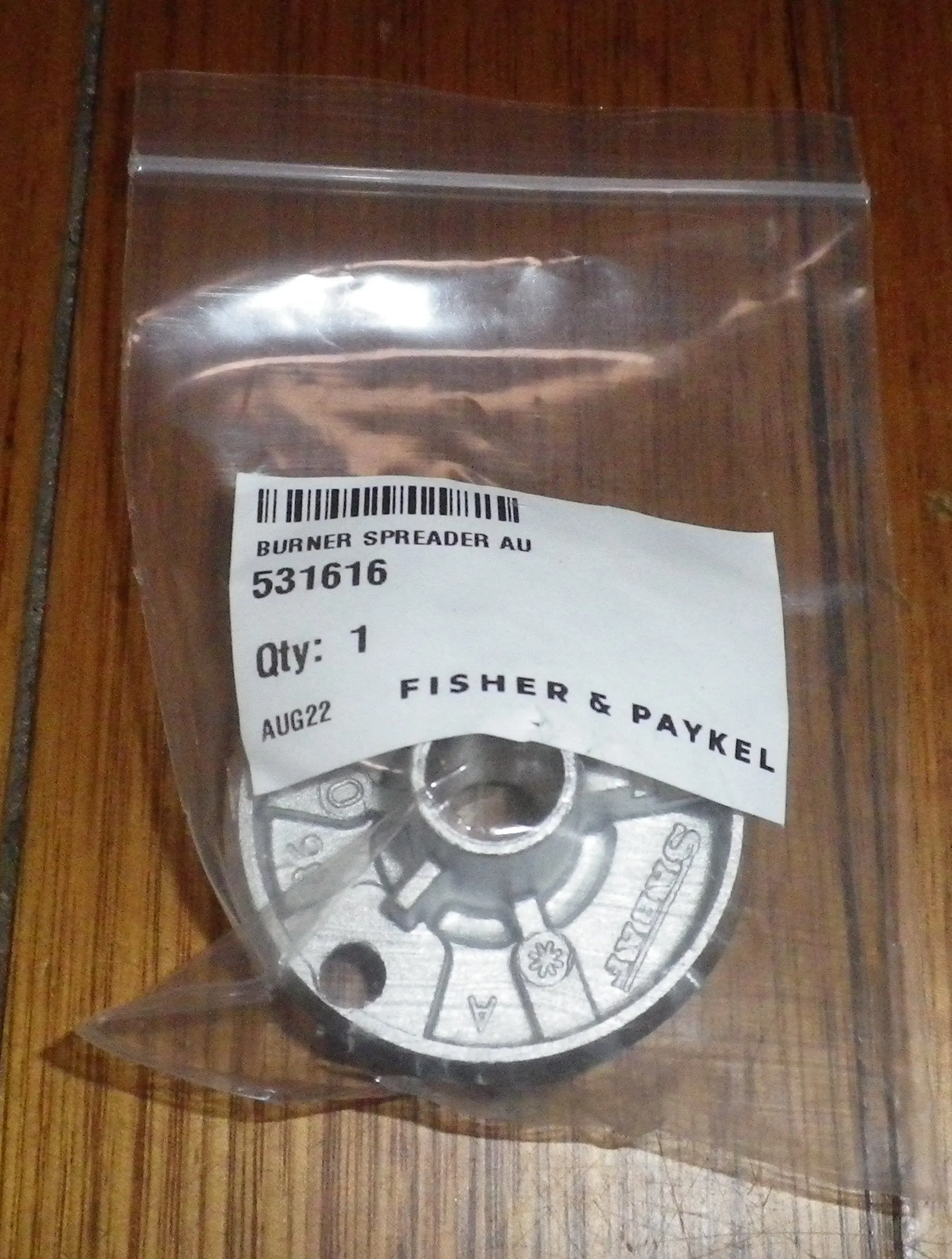 Fisher & Paykel Gas Stove Aux 49mm Burner/Distributer - Part No. FP531616