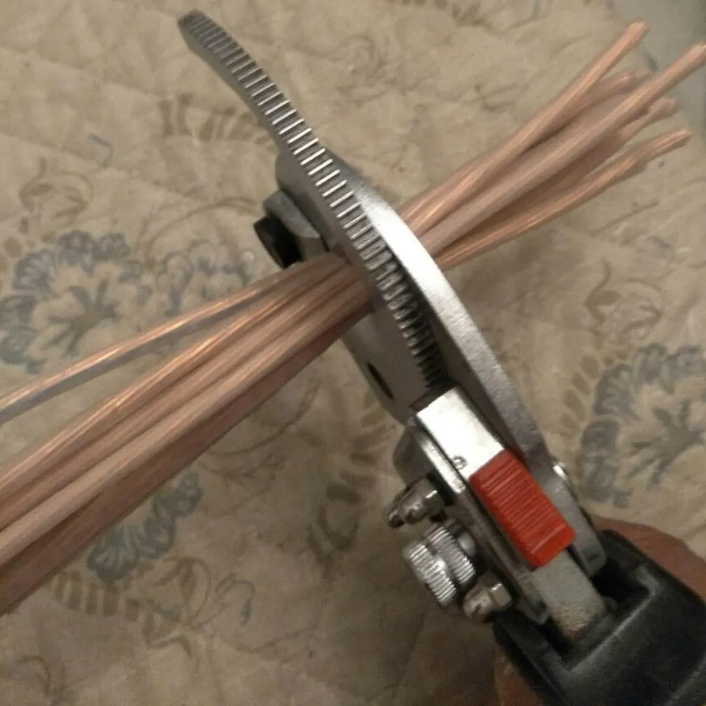 Heavy Duty Cable Cutter - Professional Wire Cutting Tool