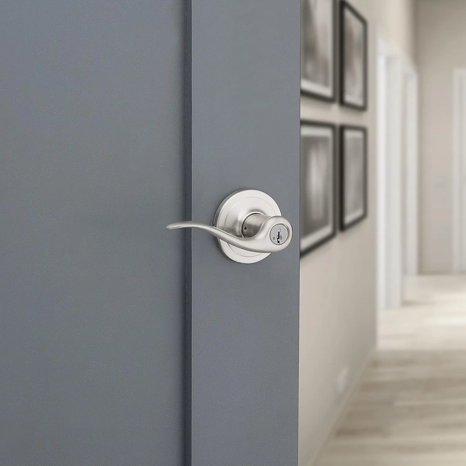 Kwikset Tustin Entry Door Handle with Lock and Key, Secure Keyed Reversible Lever Exterior, Doorlock, For Front Entrance and Bedrooms, Satin Chrome, Pick Resistant Smartkey Rekey Security