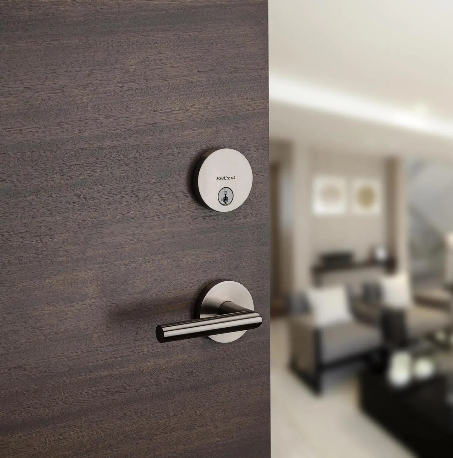 Kwikset Uptown Deadbolt Lock, Venetian Bronze Round Exterior Keyed Front Entry Door, Pick Resistant SmartKey Rekey Security, Single Cylinder Dead Bolt, with Microban Protection