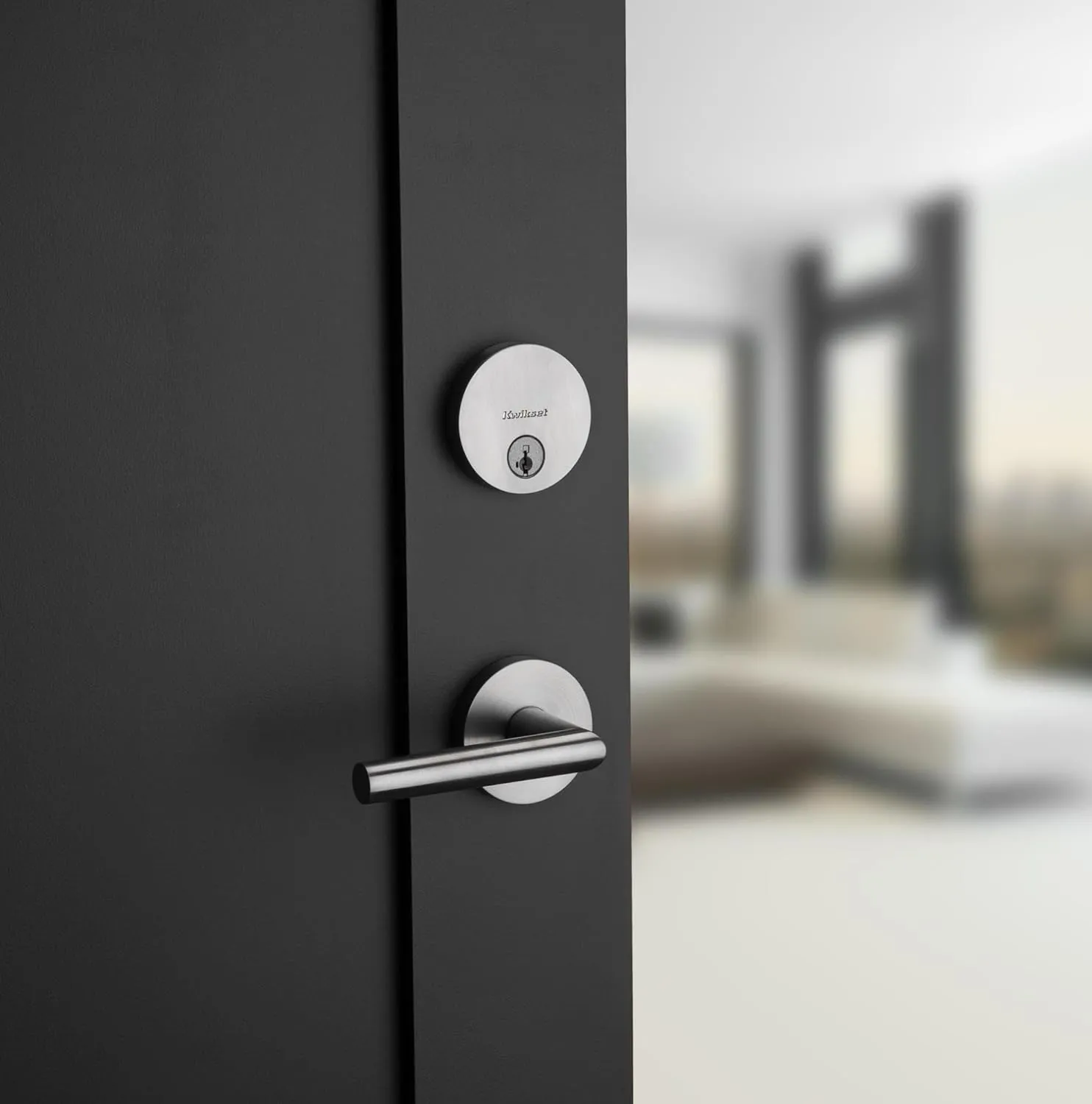 Kwikset Uptown Deadbolt Lock, Venetian Bronze Round Exterior Keyed Front Entry Door, Pick Resistant SmartKey Rekey Security, Single Cylinder Dead Bolt, with Microban Protection