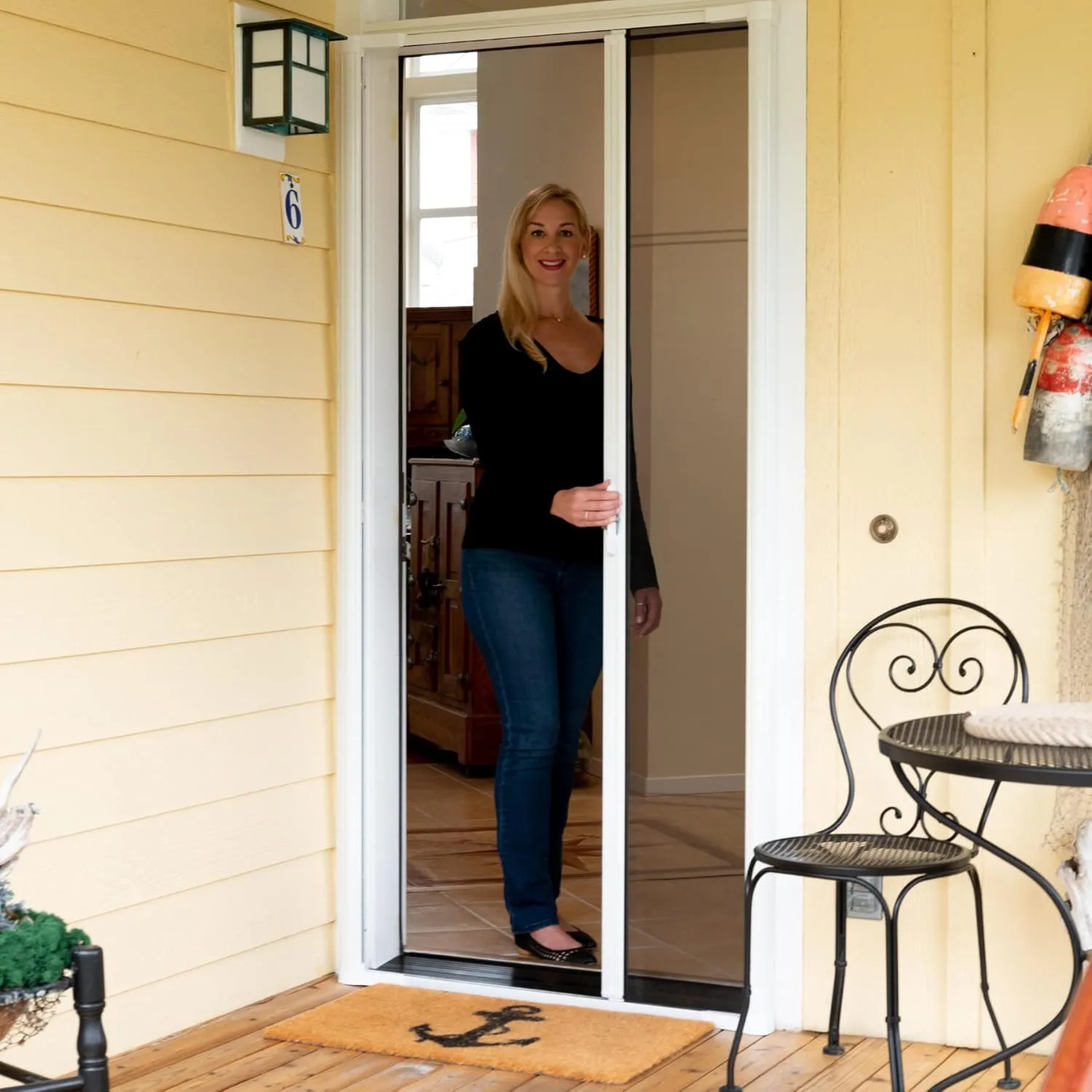 LARSON Brisa Single Sandstone Retractable Screen Door with EZ-Glide System and Secure Locking Latch Handle, Fits 78-in to 79-in Tall x 32-in to 36-in Wide Front Doors