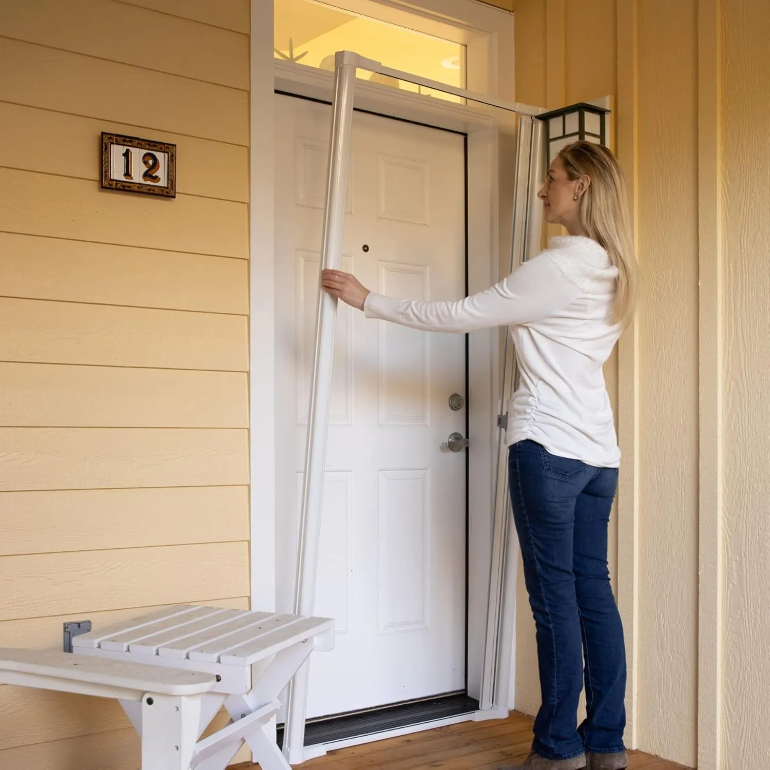 LARSON Brisa Single Sandstone Retractable Screen Door with EZ-Glide System and Secure Locking Latch Handle, Fits 78-in to 79-in Tall x 32-in to 36-in Wide Front Doors