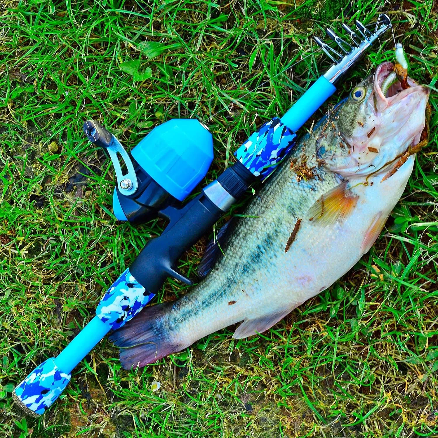PROBEROS Kids Fishing Pole - Portable Telescopic Fishing Rod and Reel Combo Kit - Spincast Fishing Reel Casting Rods with Lures Lines Tackle Box and Bag for Boys Girls Youth Fishing