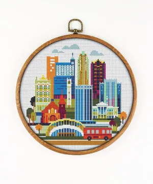 Raleigh North Carolina USA CS604 - Counted Cross Stitch KIT#2. Set of Threads, Needles, AIDA Fabric, Needle Threader, Embroidery Clippers and Printed Color Pattern Inside.