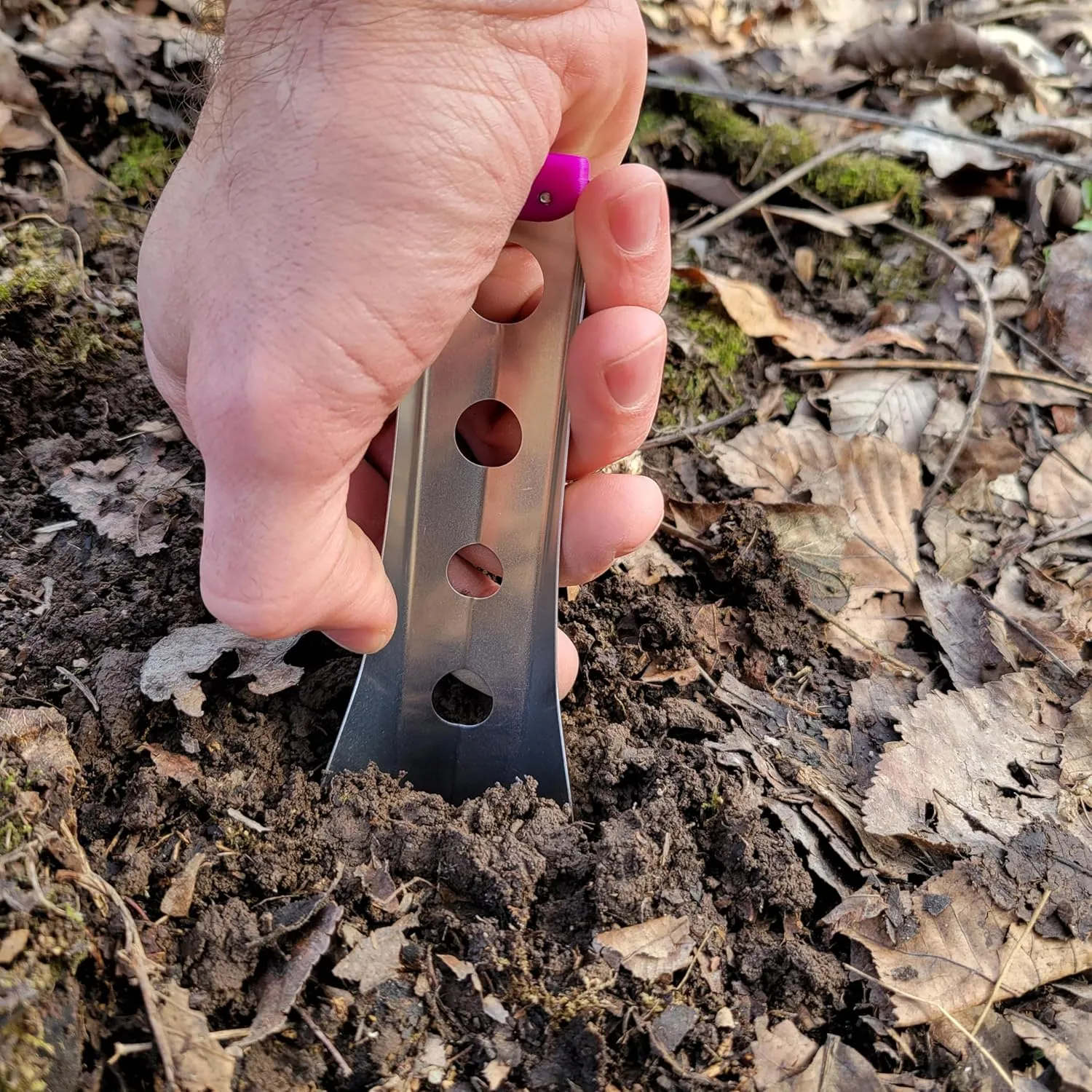 Ultralight Backpacking Trowel, 0.48 oz (13.5g) Purple