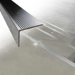 WDJBPSH Anti-Slip Stair Nosing for Outdoor & Indoor Steps, Heavy-Gauge Stainless Steel Staircase Tread Edging, Custom Size L-Shaped Metal Corner Guard, Can Be Cut(W 4.5cm/1.77in,L 110cm/43in)
